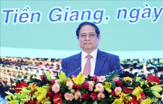 Prime Minister Attends Conference Announcing Master Plan For Tien Giang Province