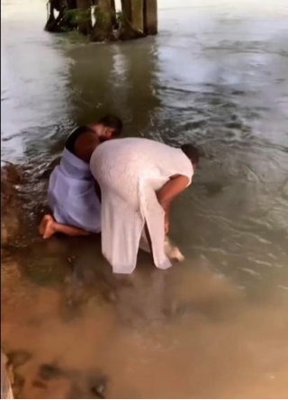 Video Of BBNaija's Ka3na Participating In A Water Goddess Rituals (Video, Photo)