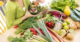 Plant-Based Diets Linked ToHealthy Aging In Childhood Cancer Survivors, Claims Study