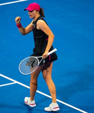 Iga Swiatek Triumphs Over Elena Rybakina At Qatar Open