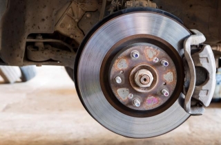 What To Do When Brakes Fail While Driving