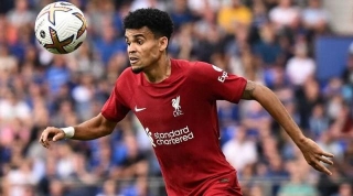 Barcelona Poised To Land Liverpool Winger Luis Diaz