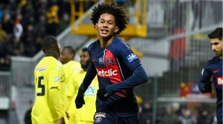 Borussia Dortmund Willing To Buy Paris Saint-Germain Young Star Senny Mayulu