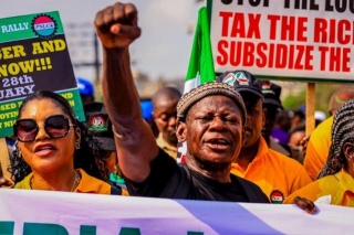 Jubilation As Government Increases Minimum Wage To N70,000