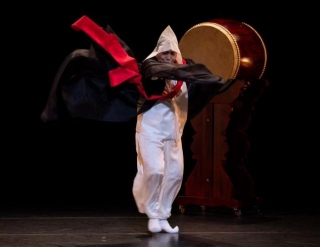 Yi Chul-jin Brings Seungmu, The Monk Dance Of Korea To India