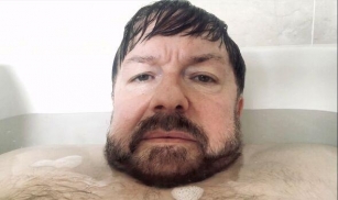 Ricky Gervais Savagely Mocks Influencers In Cheeky Bathtub Video Leaving Fans In Stitches