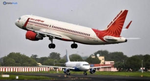 Mumbai Airport: IndiGo & Air India Runway Mix-Up Same Runway!