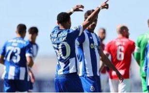 Liga Portugal 2: F.C. do Porto B 2 vs Santa Clara 2 - O FC Porto B empatou neste domingo diante do Santa Clara, no Olival, em jogo referente à 31.ª jornada da Liga Portugal 2.