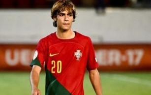 F.C. do Porto Atletas Internacionais - Médio ofensivo do FC Porto, Rodrigo Mora, foi o melhor marcador do Euro Sub-17 e já tinha sido o artilheiro da Youth League.