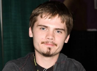 Breaking News: Star Wars Child Actor Jake Lloyd Admitted In Mental Hospital