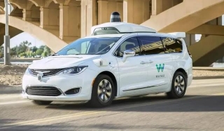 Waymo's Robotaxi Service Greenlit For LA And Bay Area