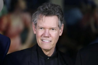 Country Music Icon Randy Travis Regains Voice With AI Assistance