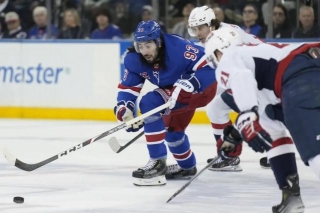 Rangers Dominate Capitals 4-1 In Game 1 Of NHL Playoff Series