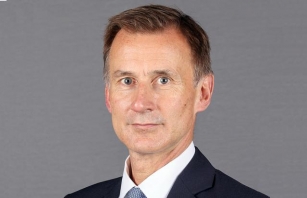 Jeremy Hunt Contemplates Significant Stamp Duty Reduction In Pre-Election Budget Move