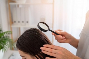 Professional Scalp Treatment In Abu Dhabi Vs Diy: Which Is Better?