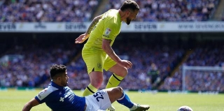 EFL Championship Final Day: Live Scores And Updates As Ipswich And Leeds Fight For Promotion To The Premier League