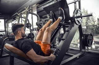 Squat Exercise Machines To Build Stronger Legs And Glutes