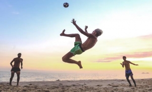 Sand Soccer In The US: Gear, Rules & Tournaments