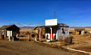 This Young Woman Revived A Ghost Town In The High Desert Of Utah