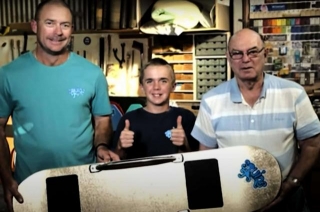 This 11-year Old Made A Successful Business Selling Homemade Sandboards In Port Lincoln