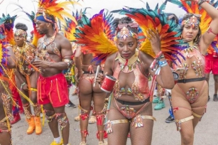 Ervaar De Magie Van Het Crop Over Festival Op Barbados