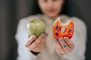 5 Strategies To Overcome Emotional Eating