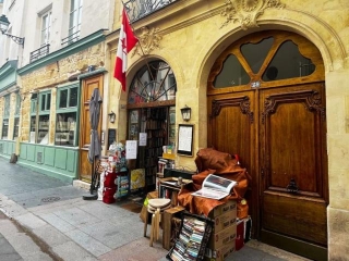 The Abbey Bookshop A Hidden Gem In The Latin Quarter Of Paris