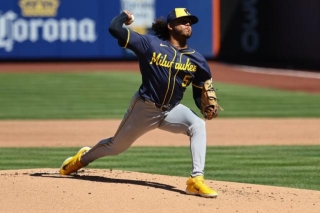 Milwaukee Brewers: Brewers Legendary Opening Day 3-1 Win Over The Mets