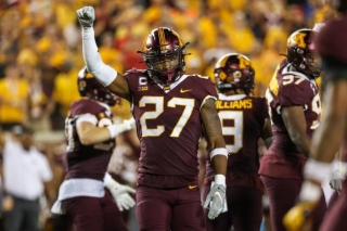 Green Bay Packers: Latest Mock Draft Sees Massive Trade Along With Huge Weapon For Jordan Love