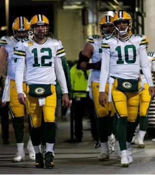 Former Green Bay Packers Starter Plans To Re-Sign With Hated NFC North Rival