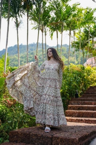 Looking For The Perfect Beach Maxi Dress? Explore Our Collection Now!