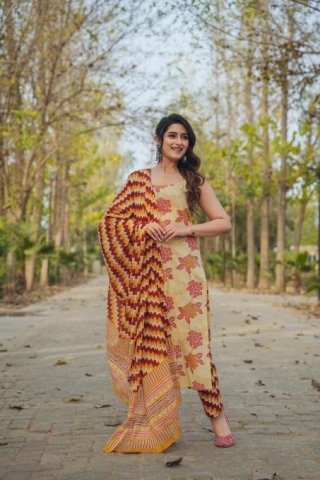 Stylish Kurti Pant Set With Dupatta | Buy Trendy Ethnic Wear Collection