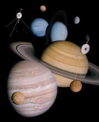 #907 What Will Happen To The Voyager Spacecraft?
