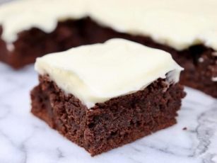 Brownies With Cream Cheese Frosting