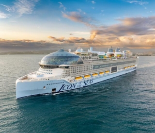 What Is The Average Capacity Of A Cruise Ship?