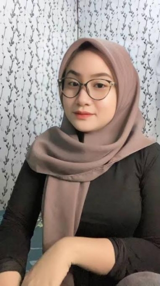 Bokep Hijab Pecah Perawan Goyang Diatas
