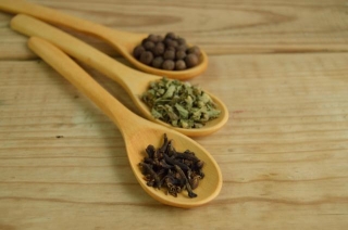 The Amazing Health And Household Benefits Of Cloves