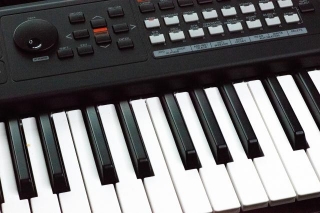 How To Connect A Keyboard To Your Computer Without A MIDI Controller