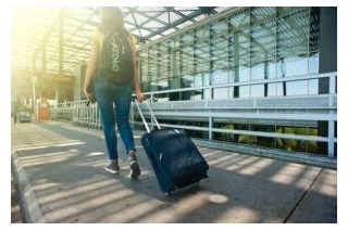 Traveling With Makeup: Guidelines For Checked Luggage