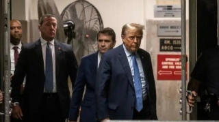 Trump Faces $10000 Contempt Fine As New York Trial Resumes