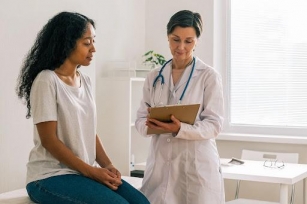 Are Female Doctors Better? Here's What To Know
