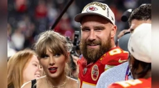 Taylor Swift Outshines Travis Kelce At 2024 Webby Awards