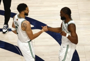 How Celtics Took Commanding 3-0 NBA Finals Lead Over Mavs