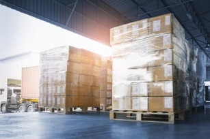 The Role Of Cross Docking In Improving Warehouse Logistics