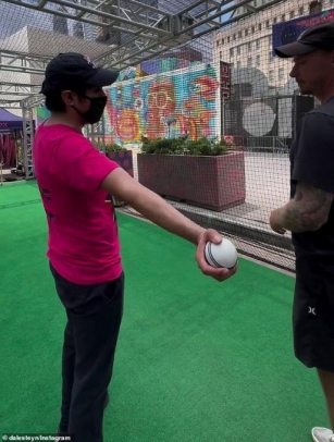 American T20 World Cup Staff Give A Man A Free Cricket Lesson In New York – But They Have No Idea He’s One Of The Game’s Greatest Bowlers
