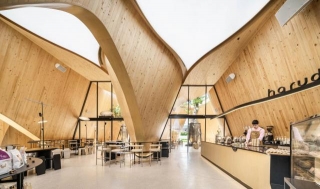 Harudot / Nana Coffee Roasters / IDIN Architects Thailand