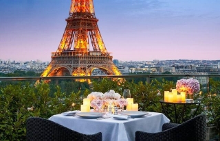 17 Best Paris Hotels With Eiffel Tower Views
