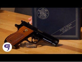 Historical Guns: Smith & Wesson Model 39 | Guns & Gear