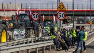 Polish Farmers Lift Months-long Blockade Of Ukraine Border