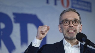 In Austria, The Far Right Leads The Race For European Parliamentary Elections